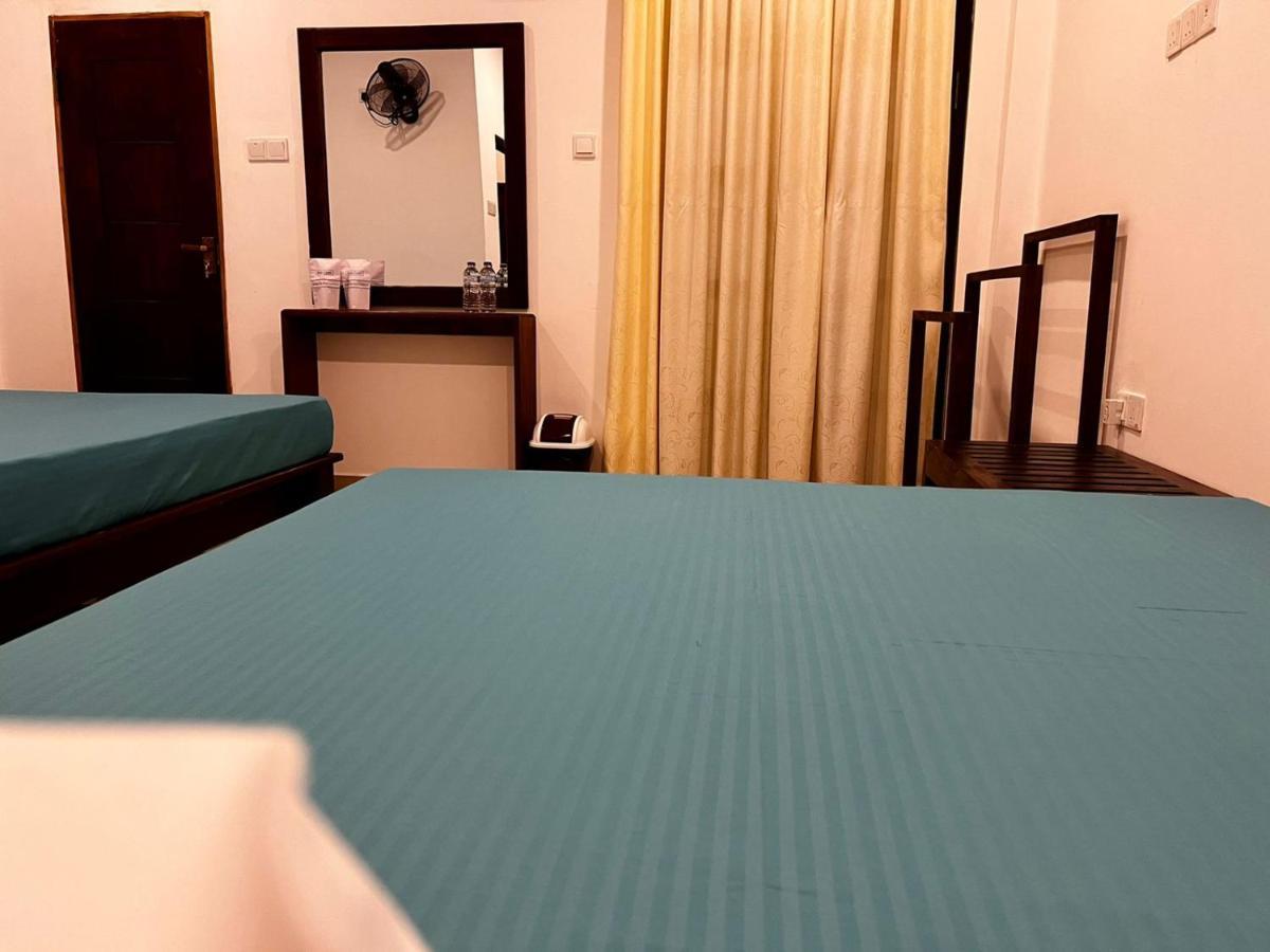 Theon Resort Anuradhapura Exterior foto